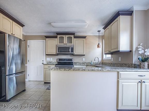 4th image of 496 Richmond Park Dr