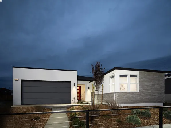 2017 Flapjack Way, Santa Rosa, CA 95407