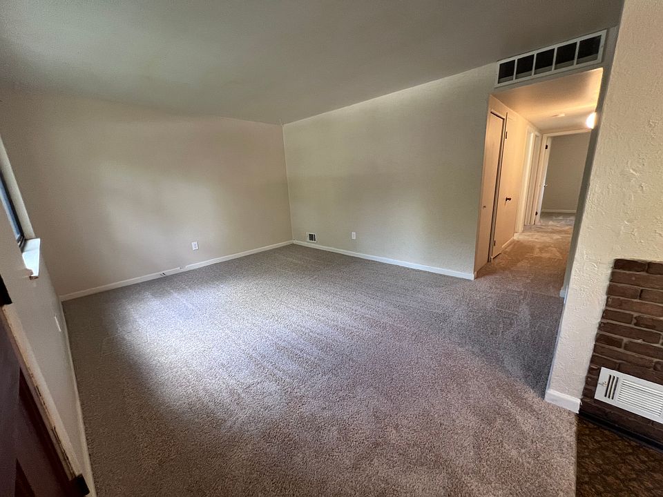 14049 Marvin St, photo 5