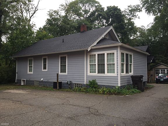 1143 West Lovell
