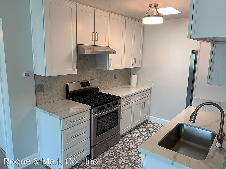 1st image of 2604 28th St APT 6