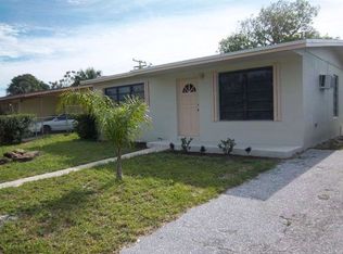 1374 W 10th St, West Palm Beach, FL 33404