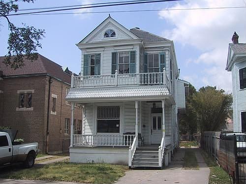 1st image of 4322 Canal St