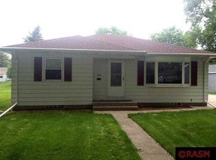 330 Jefferson Ave, North Mankato, MN 56003