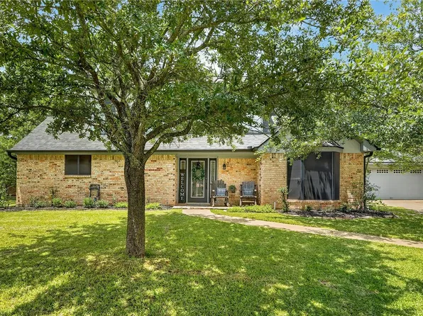 4105 Coventry Ct, Bryan, TX 77802