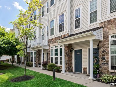 18 Jasmine Ln, Garfield, NJ, 07026