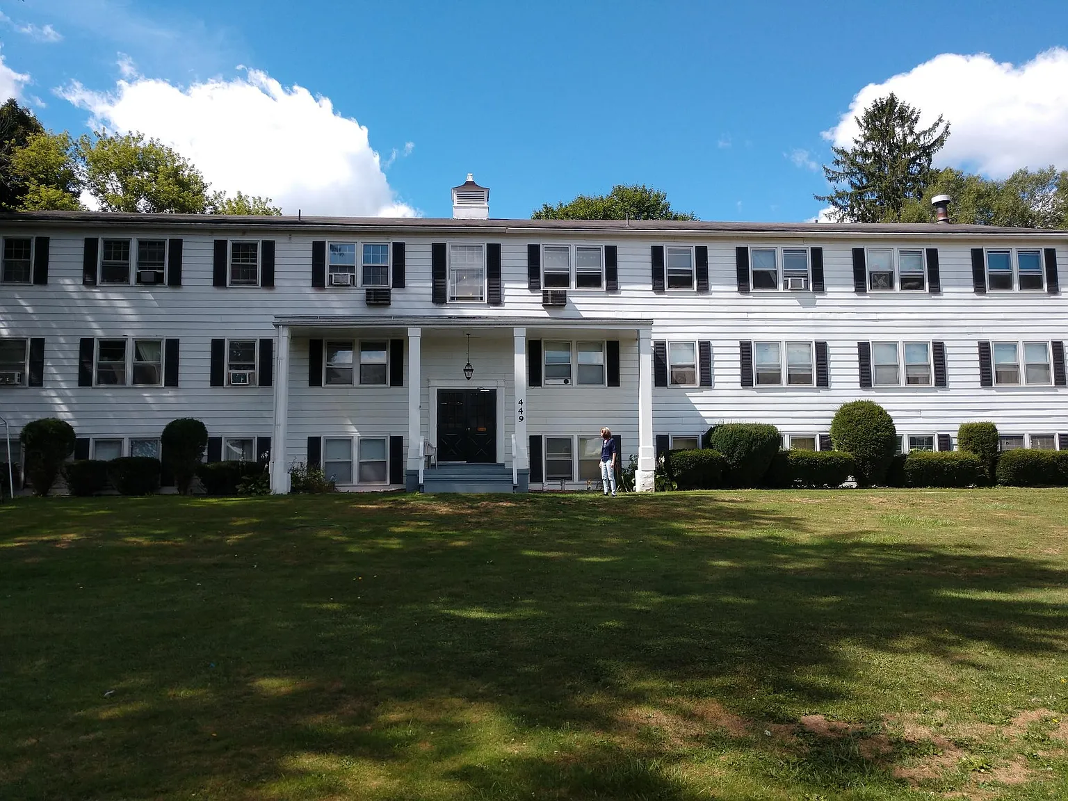 1 bed, 650 sqft, $900 — Photo 2