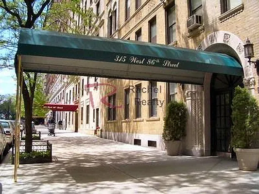 Sold by Rachel Realty | media 2
