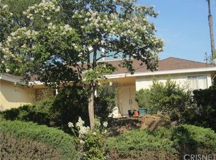 4022 Bon Homme Rd, Calabasas, CA 91302