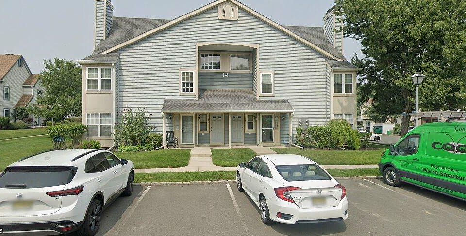 1st image of 143 Andover Pl