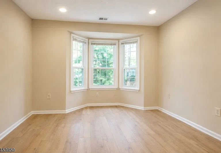 76 Boston St — Photo 10