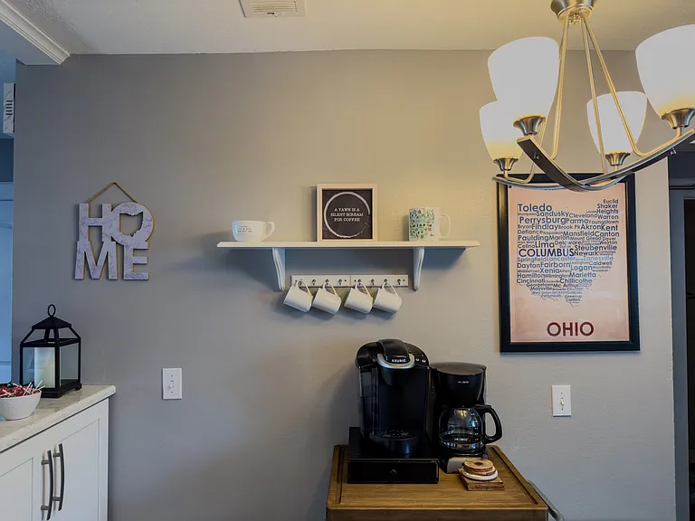 6104 Red Oak Dr #3 — Photo 9