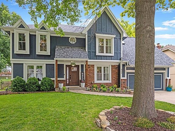 3rd image of 608 Butternut Ln
