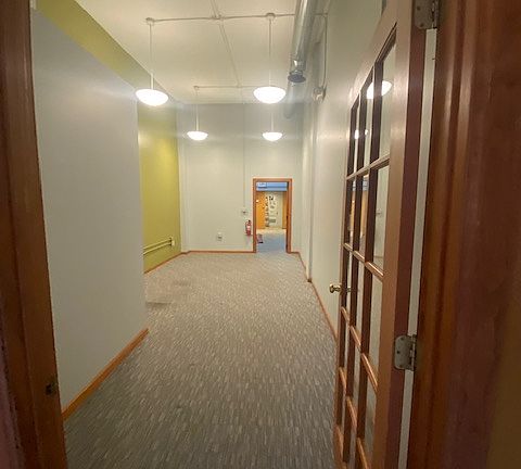 5th image of 328 High St #9