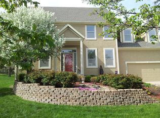 15600 W 79th Ter, Lenexa, KS 66219