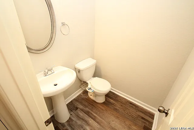 2207 Petseri Park — Photo 6