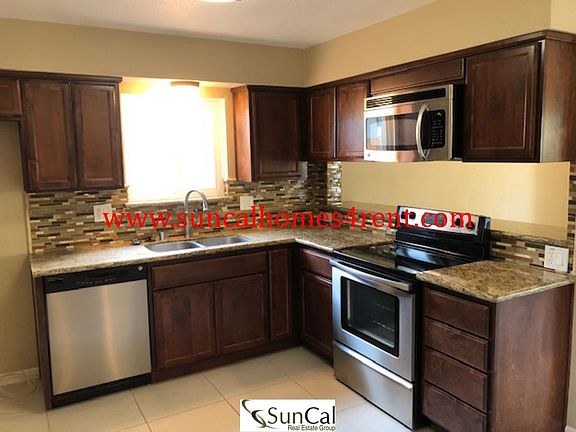 3rd image of 7719 Saybrook Dr