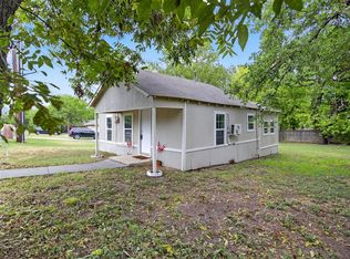 1008 Van Winkle St, Weatherford, TX 76086