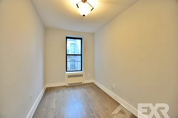 Rented by EXR | media 5