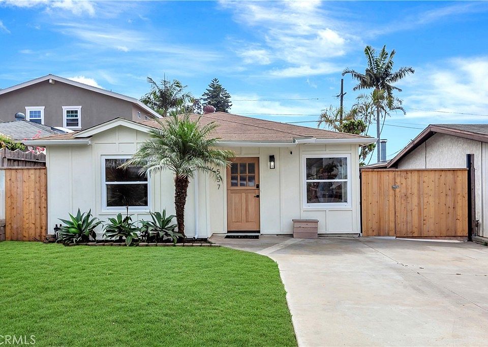 1st image of 34557 Calle Portola