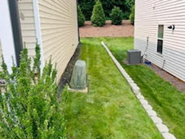 4231 Honeysuckle Vine Dr — Photo 25