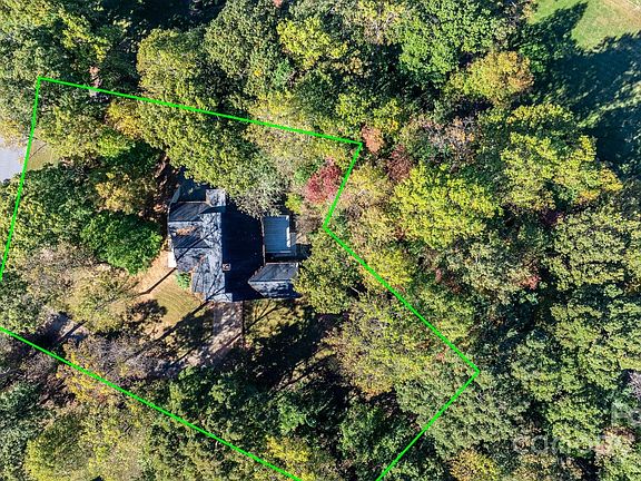 4th image of 4100 Rainbow Hills Dr