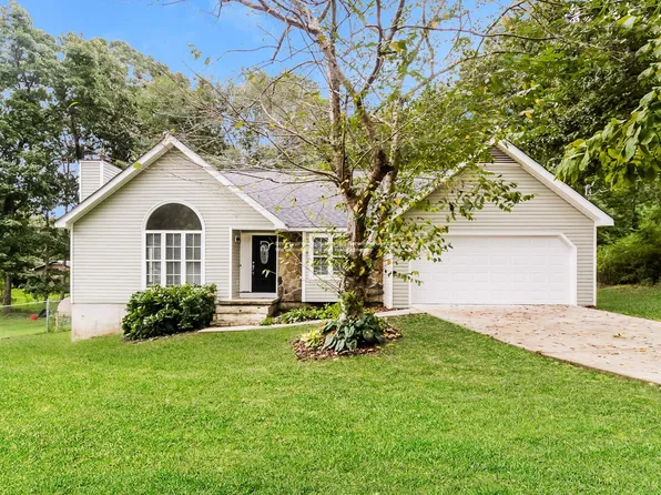 135 Harpers Way, Carrollton, GA 30117