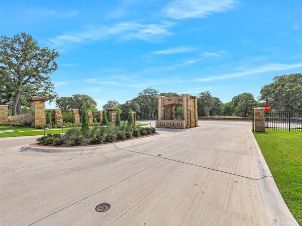 1916 Serendipity Cir, Roanoke, TX 76262