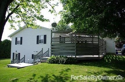 3rd image of 110 Engelke Dr