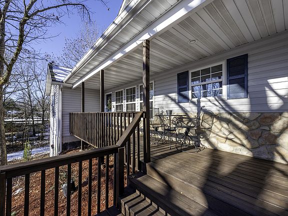 3rd image of 4 Edgemont Drive