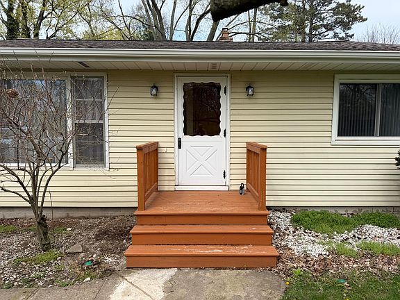 3rd image of 121 Elmside Rd