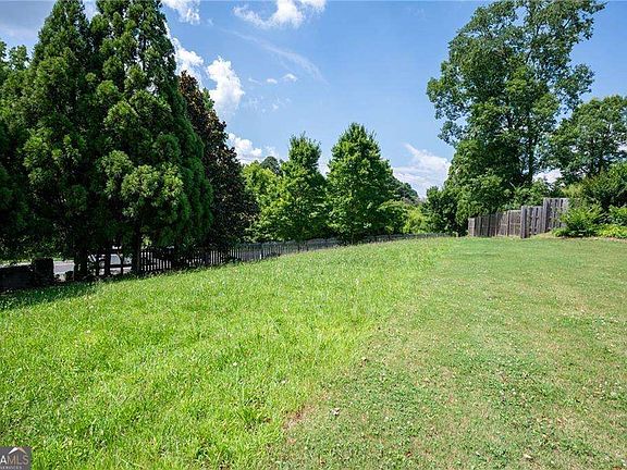 4th image of 0 Mountain Laurel Ln NE