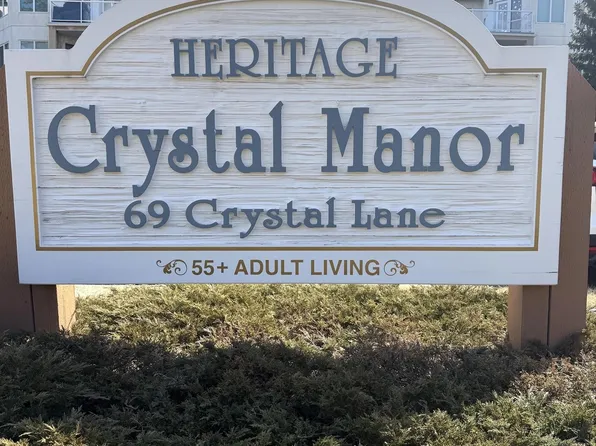 69 Crystal Ln #202, Sherwood Park, AB T7H 2E9