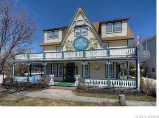 215 Centre St, Beach Haven, NJ 08008