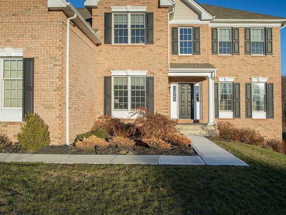 143 Ridgeline Dr Poughkeepsie NY Zillow