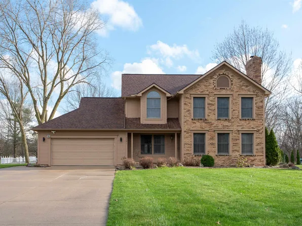 3281 Fieldstone Dr, Flushing, MI 48433