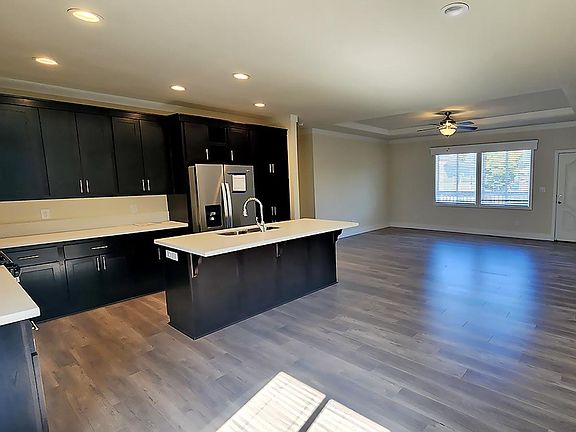 3rd image of 1225 Vienna Dr #729