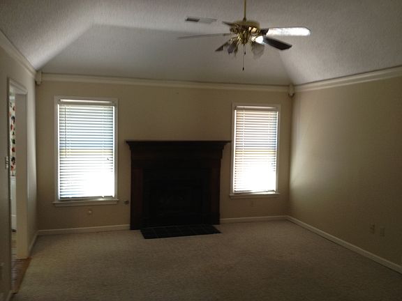 2nd image of 9005 Johnston St