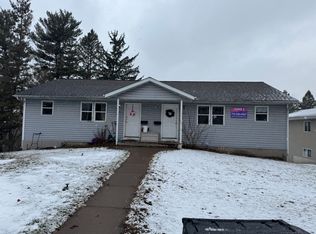327 3rd St W, Menomonie, WI 54751