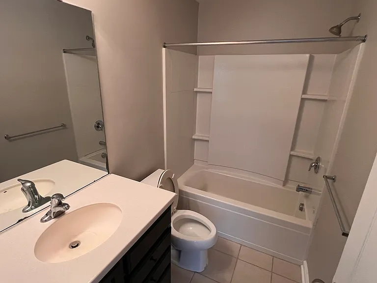 12721 Tamworth Dr — Photo 21