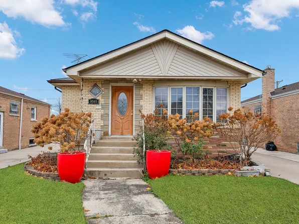 (undisclosed Address), Chicago, IL 60652