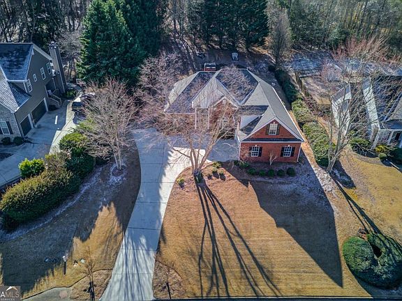 2nd image of 2052 Double Springs Pl
