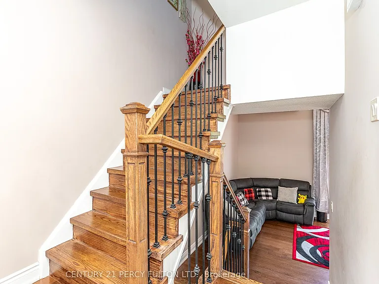 350 Camelot Ct #38 — Photo 22