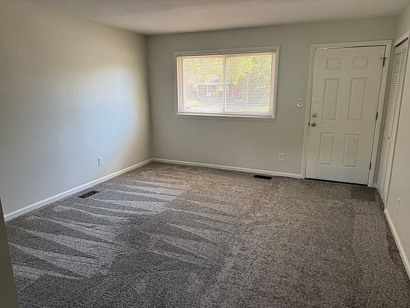 5th image of 1371 Wendell Ave