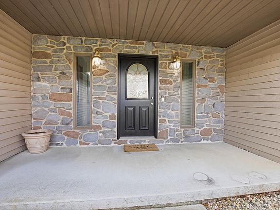 5th image of 1845 W Westholme Dr