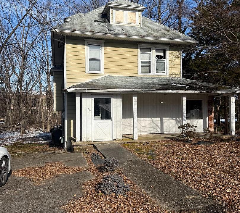 1st image of 120 Fairview Ave