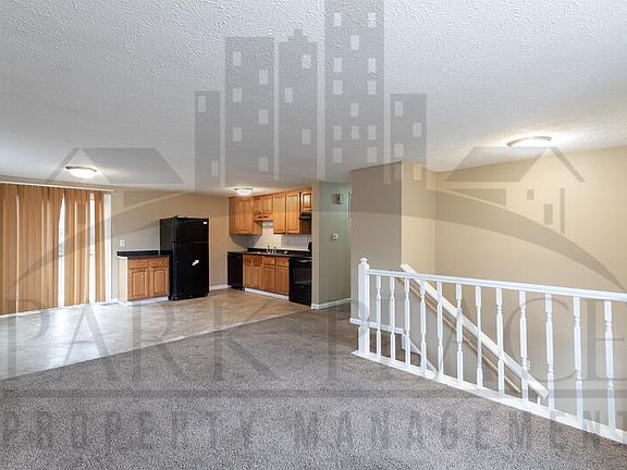 3rd image of 5721 Hacienda Ct