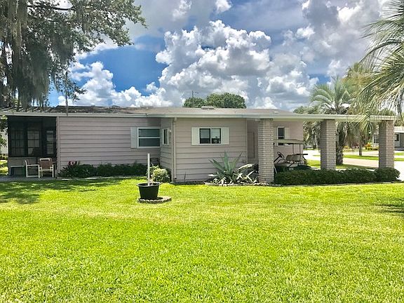 5th image of 363 Country Meadows Blvd