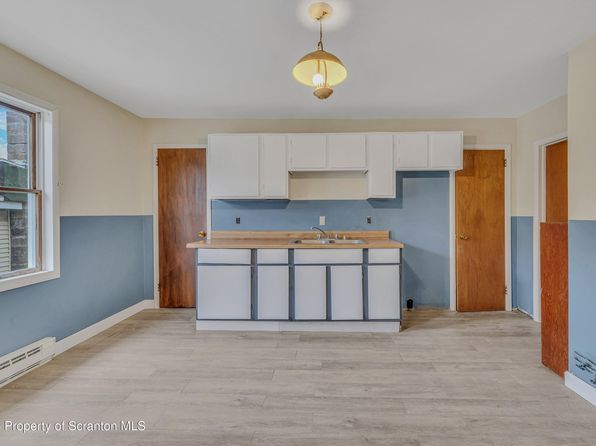 217 S Webster Ave #2