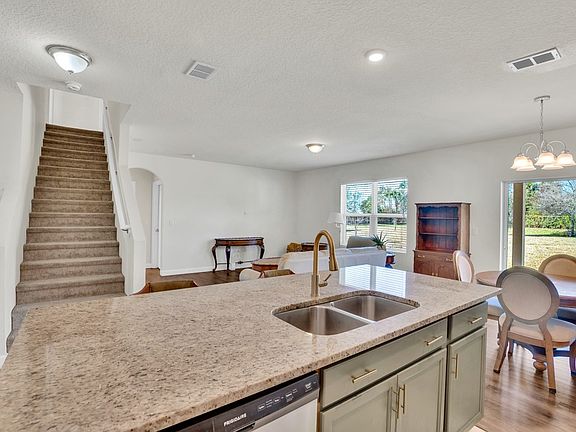 5th image of 2167 Harwick Cir SW